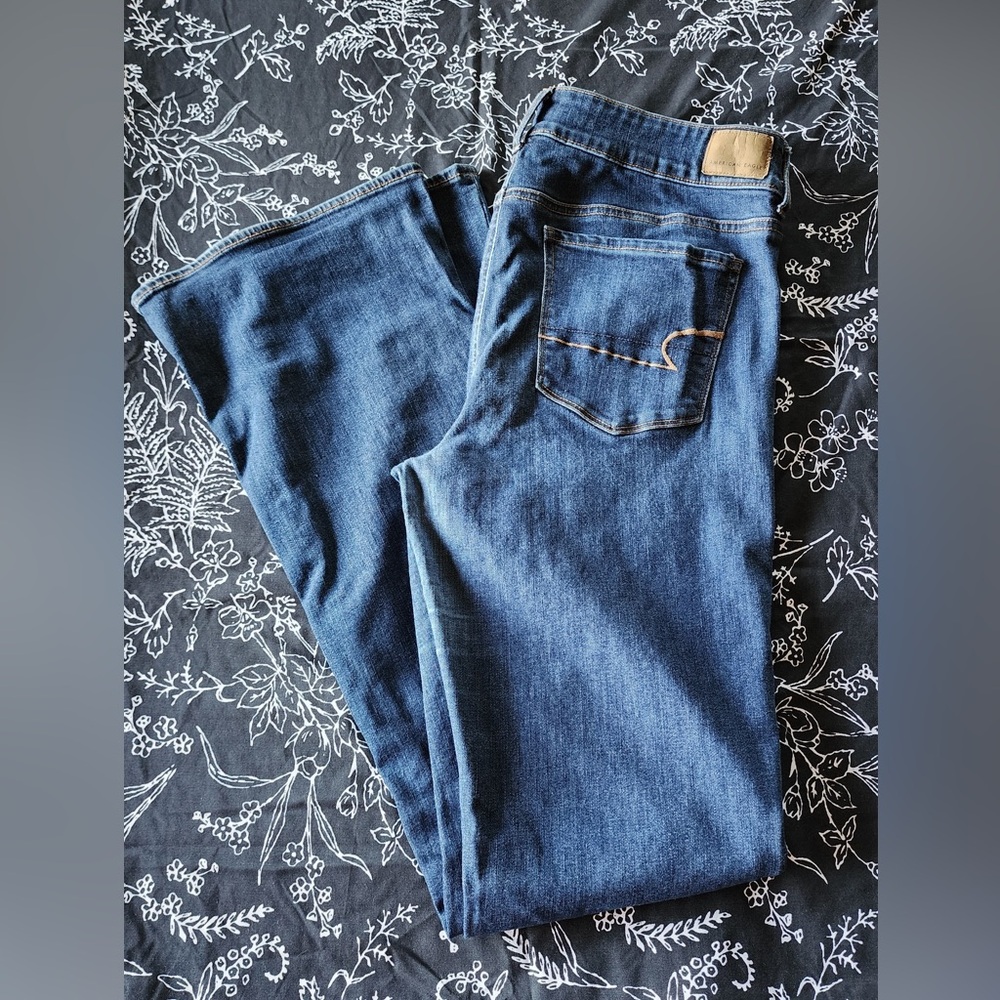 American Eagle High Rise Jeans